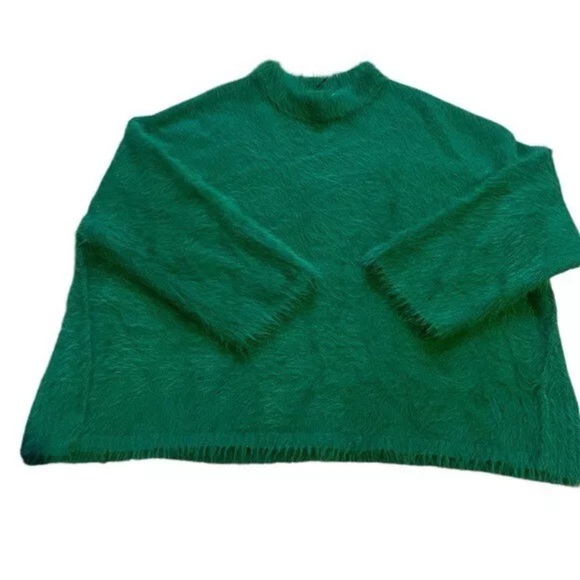 FREE PEOPLE Harrison Bunny Crew Long Sleeve Fuzzy Cozy Sweater Size XSmall NWT - Picture 4 of 4